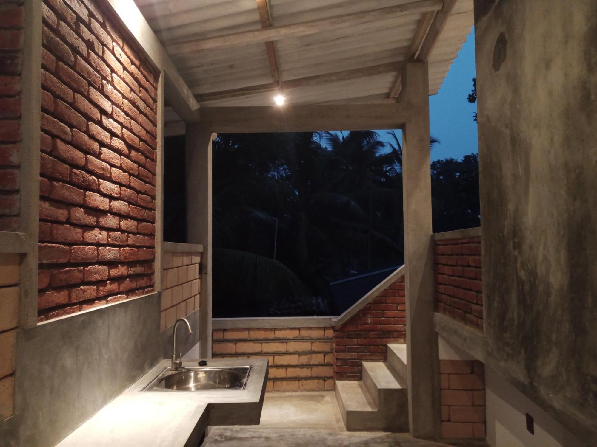 The Brick Wonder Hotel Habaraduwa Exterior photo