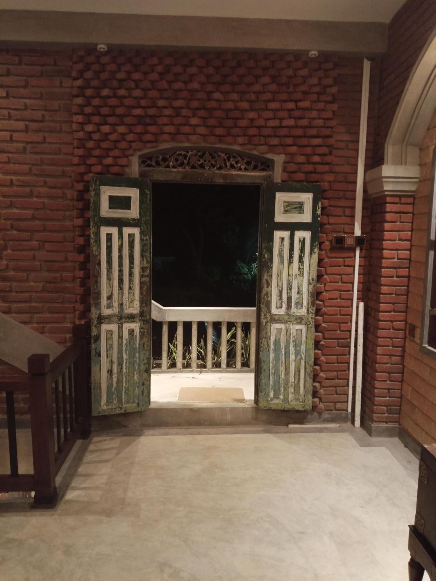 The Brick Wonder Hotel Habaraduwa Exterior photo